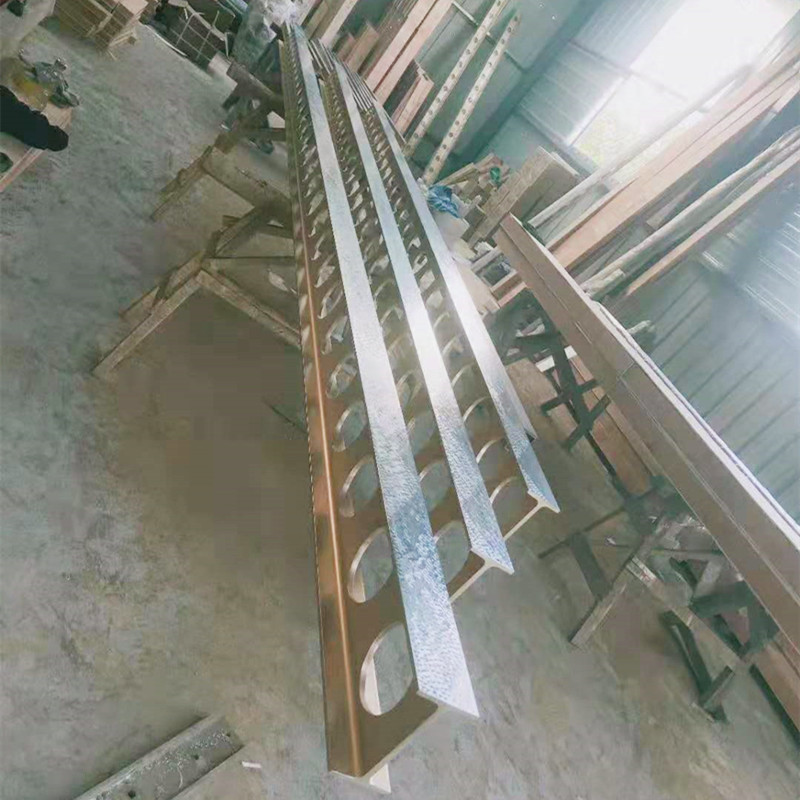 Aluminio reglanakat juk’amp yatxatañamawa .